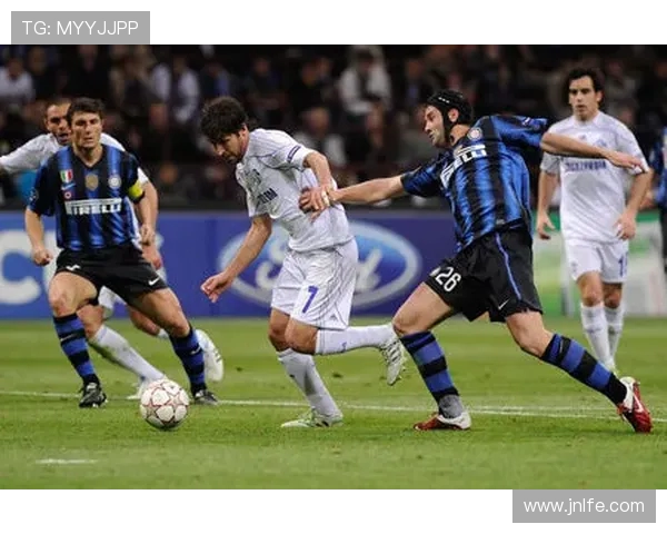 齐沃迎来欧冠执教首胜海廷加首败阴影笼罩阿贾克斯 - 副本