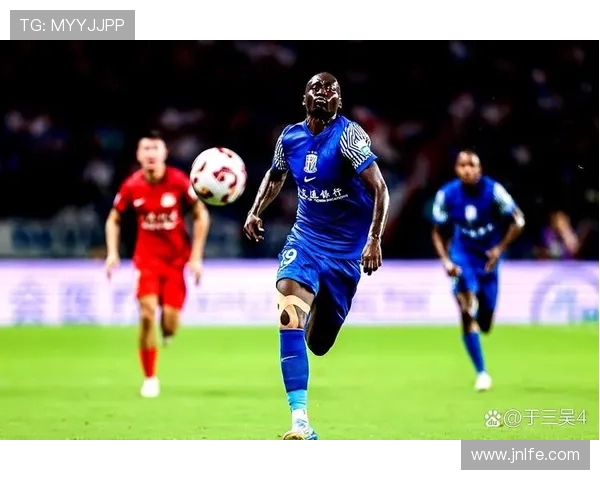 阿苏埃初来顺利却迟迟未能找到射门靴核心原因探秘